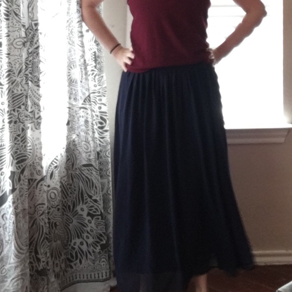 Navy blue skirt - Picture 7 of 8